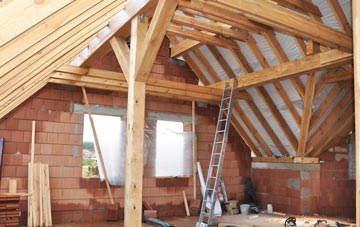 Hound attic trusses